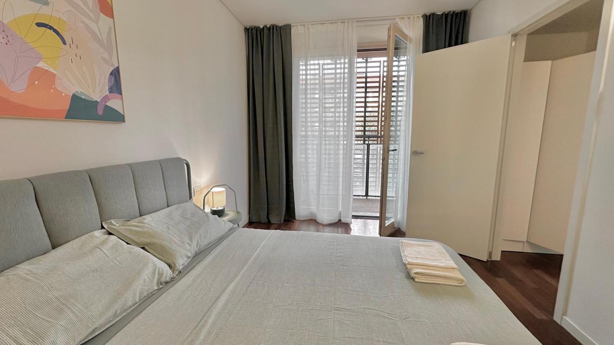 Giax Tower Premium Modern Milanese Flat With Gym Pool View & Box Appartement *