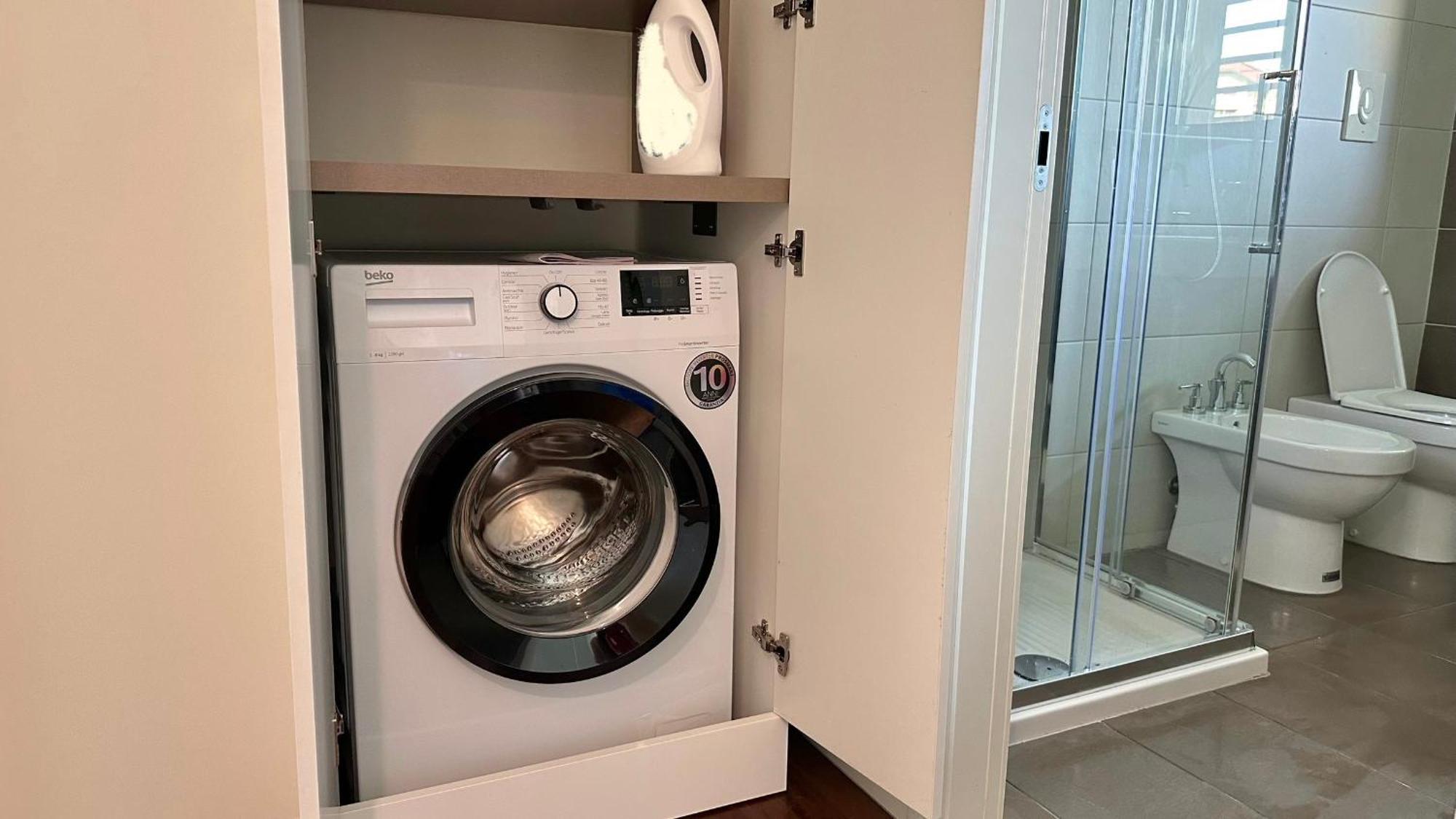 Giax Tower Premium Modern Milanese Flat With Gym Pool View & Box Apartment